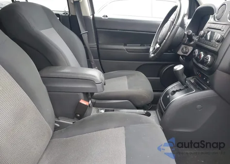 2012 Jeep Compass Latitude z USA, uszkodzony, nr VIN 1C4NJDEB4CD633053